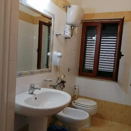 ホテル Parigino パリヌロ