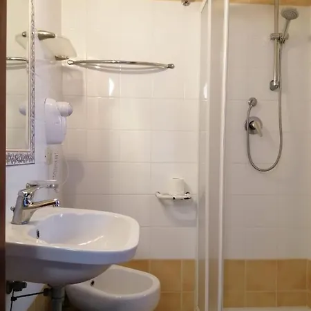 Parigino ホテル パリヌロ