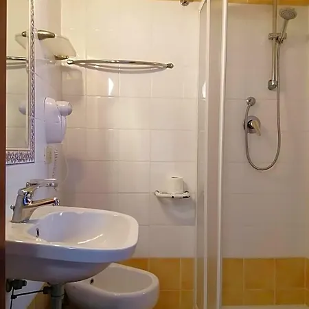 Hotel Parigino Palinuro